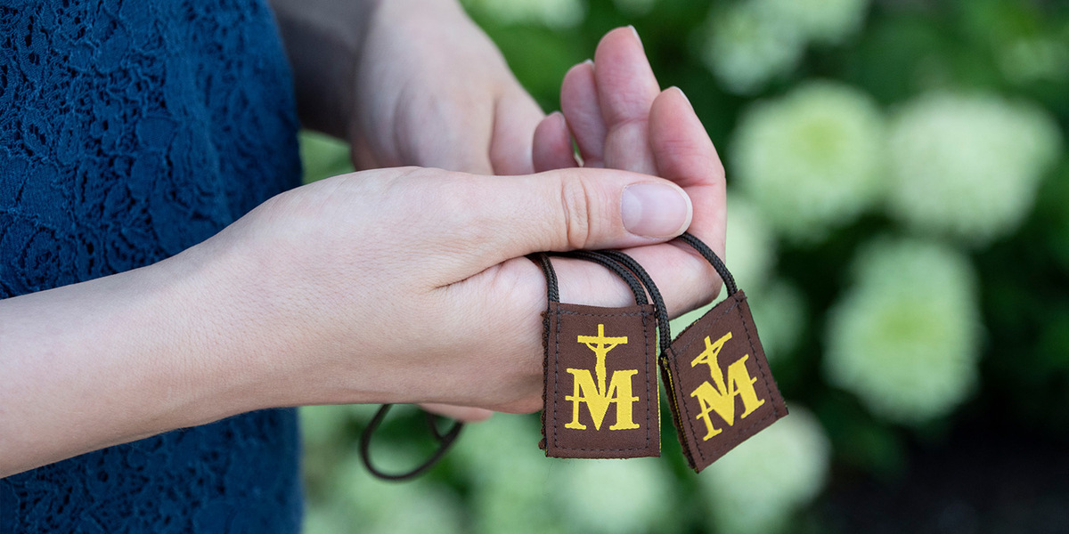 Scapulars.com